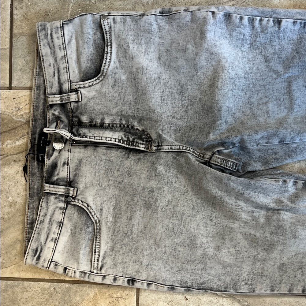 Universal Standard Light Gray Skinny Jeans